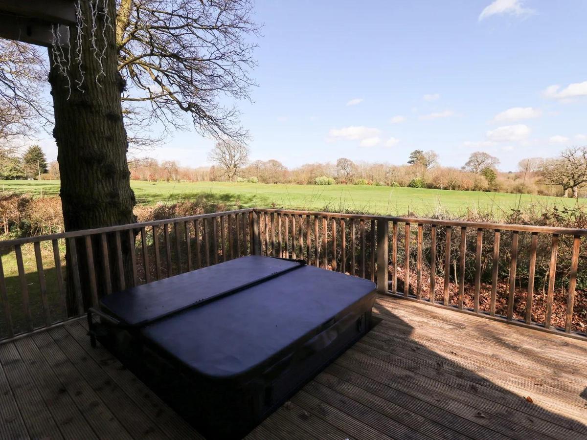 iLodge Ultra Louth  Esterno foto